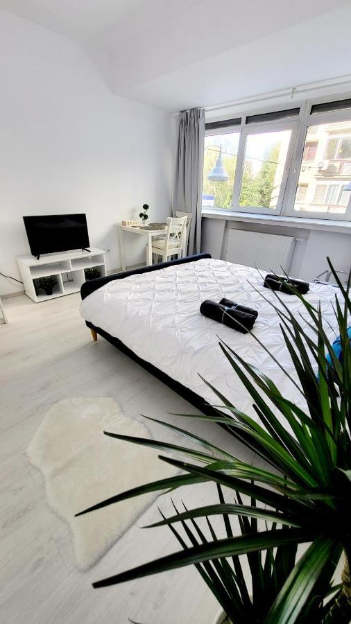 Victoriei Central Studio Apartment Bucharest Exterior photo